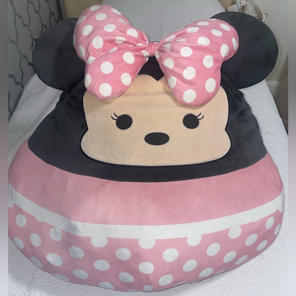 Minnie Mouse Squishmallow 20 inches